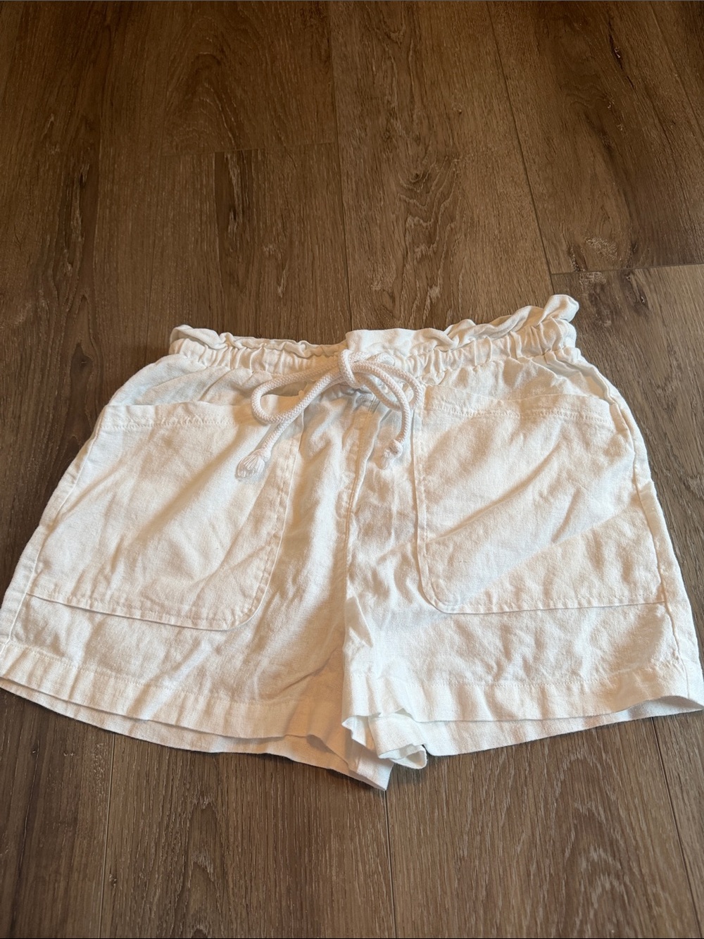 Universal Thread White High-Waist Drawstring Linen-Blend Shorts